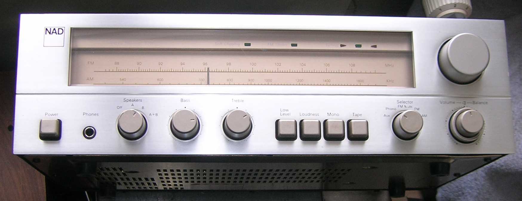 NAD 7020 (EKUS) NAD 7020 (EKUS)